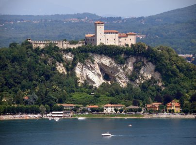 L'île dans le lac Majeur