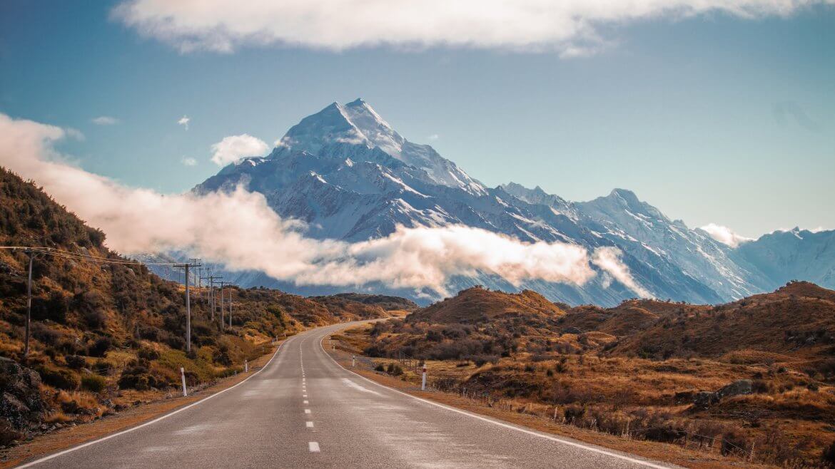 New Zealand Travel. Mount Cook road