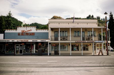 Whangamomona
